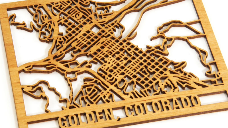 Lasergeschnittene Karte von Golden, Colorado aus Erlenholz