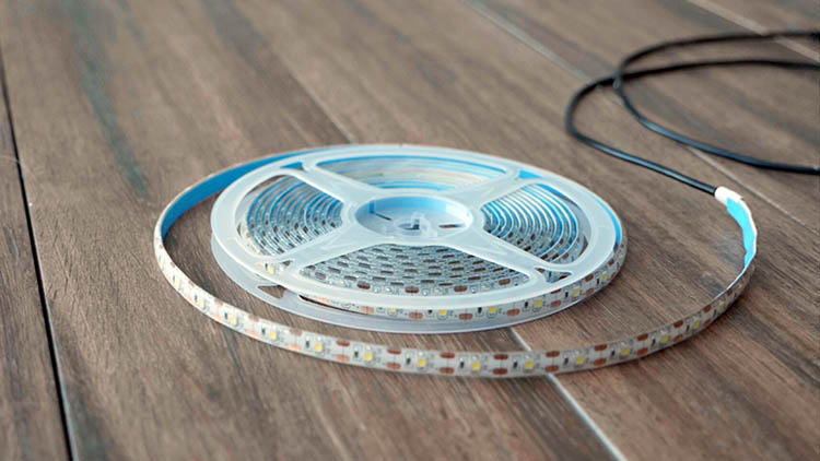 Flexible, cuttable, adhesive USB LED light strip.