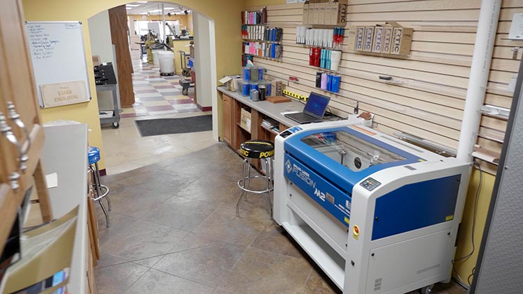 Die Werkstatt von Madison’s Laser Engraving