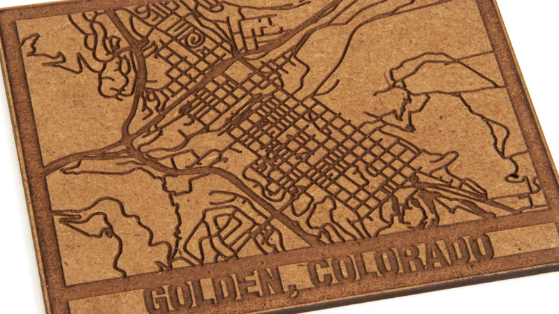 carte de Golden (Colorado) gravée au laser sur du médium