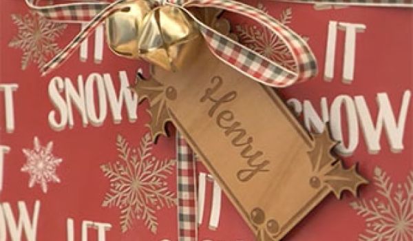 Laser engraved wooden gift tags
