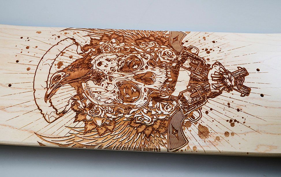 Planche de skateboard gravée au laser